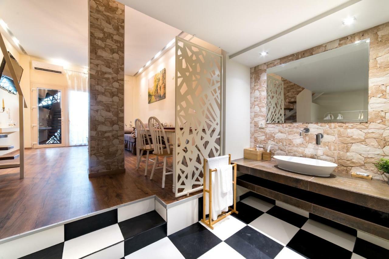 Oinoelia Luxury Suites & Residence 波托什 外观 照片